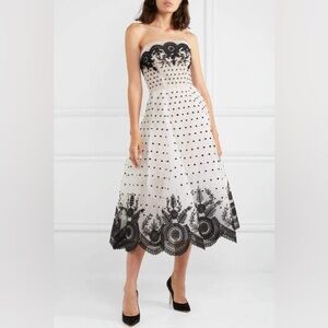 Oscar de la Renta Strapless Embroidered Tulle Dress, Sought After Runway Piece